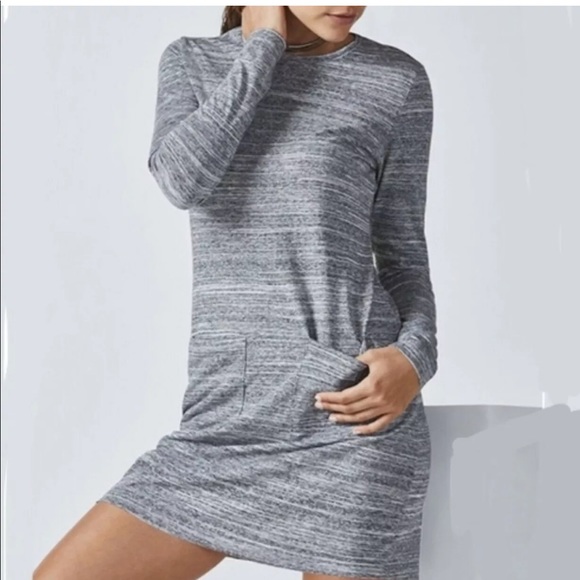 Fabletics Dresses & Skirts - Fabletics Front Pocket Dress Size M